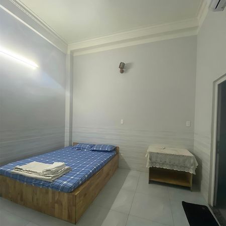 Nha Nghi Loc Phat 68 Thuan An Exterior photo